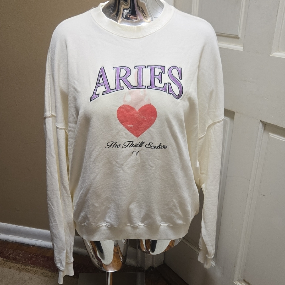 Forever 21 Cream and Red Crew Neck Sweater with Heart Accent